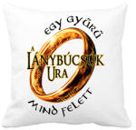 printfashion A Lánybúcsúk Ura, egy gyűrű mind felett! - Párnahuzat, Díszpárnahuzat - Fehér (16476282)