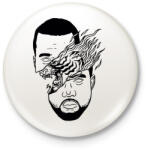 printfashion Kanye West - Kitűző, hűtőmágnes - Fehér (3088878)