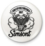 printfashion Csak egy igazi úriember hajt Simsont - Kitűző, hűtőmágnes - Fehér (4338086)