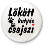 printfashion Lökött kutyás csajszi - Kitűző, hűtőmágnes - Fehér (14589608)