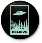 printfashion Believe - Kitűző, hűtőmágnes - Fekete (8751174)