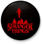 printfashion Stranger Things 4 - Kitűző, hűtőmágnes - Fekete (7509682)
