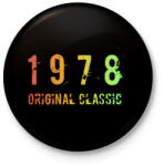 printfashion 1978 - Kitűző, hűtőmágnes - Fekete (4567431)