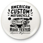 printfashion Hagyományos amerikai motor - Kitűző, hűtőmágnes - Fehér (3074180)