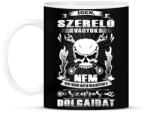 printfashion Igen szerelő vagyok. Nem, nem fogom ingyen megjavítani a szaros dolgaidat! - Bögre - Fekete (16401506)