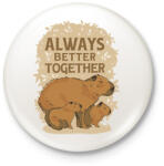 printfashion Capybara család - Kitűző, hűtőmágnes - Fehér (13591370)