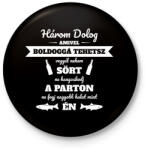 printfashion Három dolog - Kitűző, hűtőmágnes - Fekete (13786708)