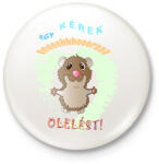 printfashion Ölelés - Kitűző, hűtőmágnes - Fehér (11271490)