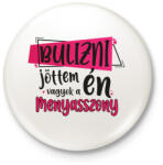 printfashion Bulizni jöttem én vagyok a menyasszony - Kitűző, hűtőmágnes - Fehér (5374183)