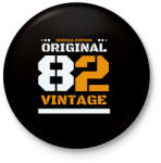 printfashion Special edition original 82 - Kitűző, hűtőmágnes - Fekete (14391869)