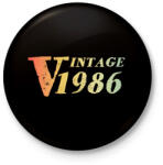 printfashion 1986 - Kitűző, hűtőmágnes - Fekete (12422993)
