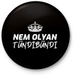 printfashion NEM OLYAN TÜNDIBÜNDI - Kitűző, hűtőmágnes - Fekete (10919569)