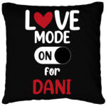 printfashion Love mode - Névvel (fehér) - Párnahuzat, Díszpárnahuzat - Fekete (11646687)