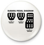 printfashion Subaru vezetés - Kitűző, hűtőmágnes - Fehér (3079915)