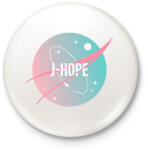 printfashion BTS NASA: J-HOPE - Kitűző, hűtőmágnes - Fehér (3082882)