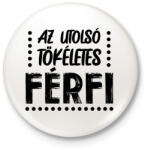 printfashion Az utolsó tökéletes férfi - Kitűző, hűtőmágnes - Fehér (7525477)