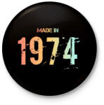 printfashion 1974 - Kitűző, hűtőmágnes - Fekete (6224981)