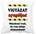 printfashion VIGYÁZAT nyugdíjas! - Párnahuzat, Díszpárnahuzat - Fehér (940187)
