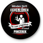printfashion Legjobbak lesznek pincérek - Kitűző, hűtőmágnes - Fekete (3099688)