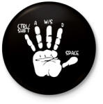 printfashion Játékos kéz - Kitűző, hűtőmágnes - Fekete (3096341)