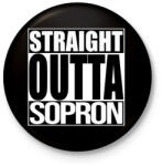 printfashion Straight Outta Sopron - Kitűző, hűtőmágnes - Fekete (3094736)