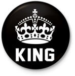 printfashion KING - Kitűző, hűtőmágnes - Fekete (3094667)