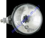 WESEM RE. 21210. Traktor MTZ URSUS Fényszóró OLDAL csavaros Fekete Műanyag házzal BAL oldal H4 izzós +helyzetjelző . Méretei: 161x112mm. Teljes magasság: 185mm. Esetleges hiány esetén javasolt a WES0141, mi