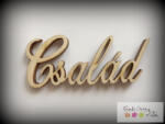  Család felirat