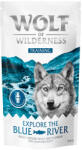  Wolf of Wilderness 100g Wolf of Wilderness Training Explore the Blue River" csirke & lazac kutyasnack