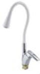 Zegor álló mosogató csaptelep króm fehér (35) flexibilis kifolyócsővel (NOF4-F033KW)