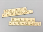 Natúr fa - "BOLDOG KARÁCSONYT" scrabble tábla 3x12cm 2db/csomag - csinaldmagadshop