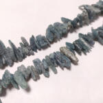  Nyers Kianit (2) Ásványgyöngy Gyöngyfüzér Splitter 20-60x5-15mm