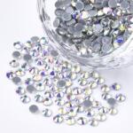  Ezüst Színű Szivárványos (8) Lapos Hátoldalú Műköröm Strassz Csomag 2, 7x2, 8mm (~1440db)