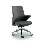 Leyform Zeus vezetői design forgószék MID - E kárpit