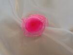  organza rózsás, csiptethető csatt (3 cm), pink