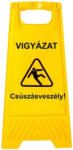 IPC Csúszásveszély figyelmeztető tábla Magyar nyelvű