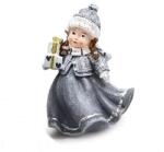  Szürke ruhás lányka ajándékcsomagokkal. Magassága: kb. 9, 5 cm