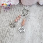 Kristály Jóga Shop Rózsaszín holdkő 4 mm-es fazettált ásvány fülbevaló, lótusszal