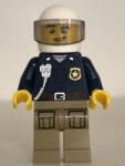 LEGO® Minifigurák Mountain Police - Officer Male, White Helmet and Smirk cty0868 (cty0868)