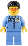 LEGO® Minifigurák Custom Car Garage Mechanic - Male, Medium Blue Shirt with Octan Logo, Medium Blue Legs, Short Black cty1538 (cty1538)