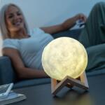 InnovaGoods Lampa LED 3D Luna cu Telecomanda
