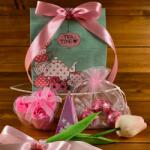  Édes Pillanatok Csomag + Ajándék Habtulipán szál szalaggal átkötve