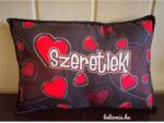  Téglalap párna - Fekete szíves Szeretlek - Szerelmes Ajándék - Valentin napi ajándék (P190)