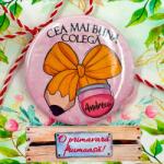 Gravolo Martisor personalizat pentru colega (C1439)