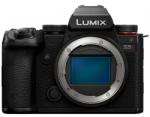 Panasonic Lumix DC-S5 II + Sigma 24-70mm f/2.8 DG DN II (A) (Leica L) (DC-S5M2E+721-57A969) Digitális fényképezőgép
