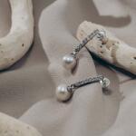  Cercei lungi din argint cu perlă naturală și zirconii încastrate - 22 mm eleganță rafinată (EMA43)