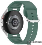  Okosóra szíj, Szilikon, Csatos, Gombos gyorskioldó, 88mm + 127mm hosszú, 20mm széles, Sötétzöld, Samsung Galaxy Watch FE / Watch4 / Watch5 / Watch5 Pro / Watch6 / Watch7