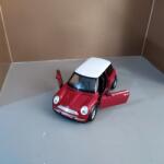 Welly Macheta Auto Mini Cooper Rosu1/43 (31023)