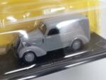 Altaya SIMCA 8 FOURGONNETTE 1947 musee de la poste1/43 (7301)