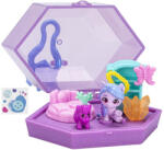 Hasbro Én kicsi pónim- Varázslatos mini világ felakasztható játékszett- Izzy Moonbow figurával F3872